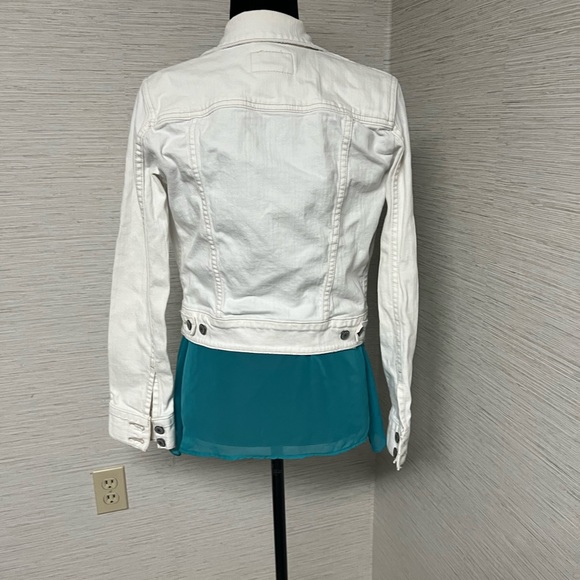 Calvin Klein cropped denim jean jacket size Small - Picture 4 of 12